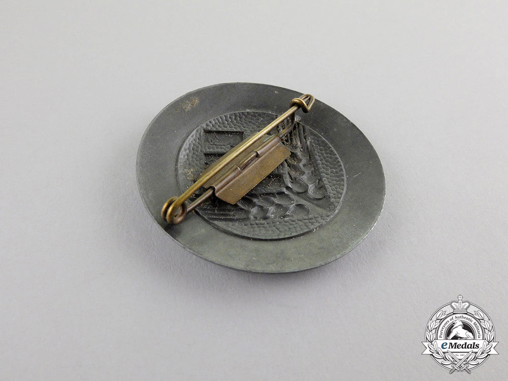 germany._a_radwj(_national_labor_service_of_female_youths)“_arbeitsmaid”_rank_brooch_c17-6120