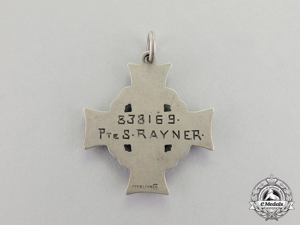 canada._a_memorial_cross_to_private_rayner,_died_of_wounds_from_the_battle_of_hill70_c17-7372