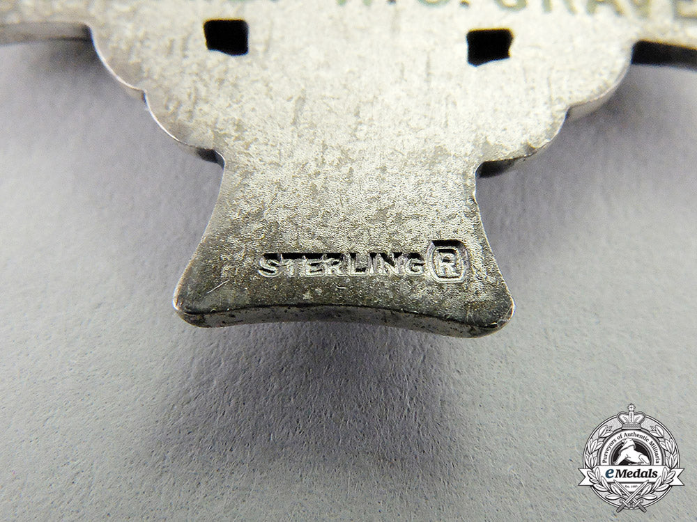 canada._a_memorial_cross,_to_acting_company_quartermaster_sergeant_graves,4_th_canadian_pioneer_battalion_c17-7381