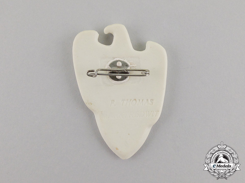 germany._a1937_regional_day_of_the_bavarian-_ostmark_badge_c17-7642