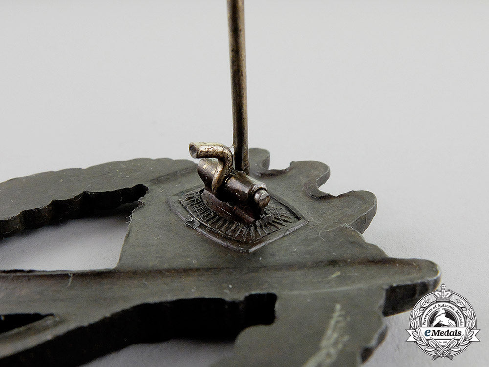 germany,_third_reich._an_infantry_assault_badge,_bronze_grade,_by_hymmen&_co._c17-7669