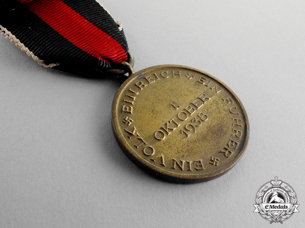germany._an_entry_into_the_sudetenland_commemorative_medal_c17-8638