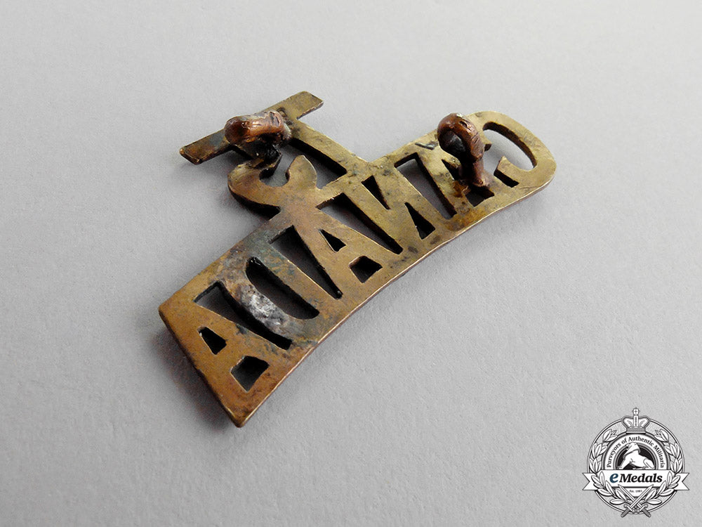 canada._a_lot_of_three_first_war75_th_infantry_battalion_insignia_c17-8781