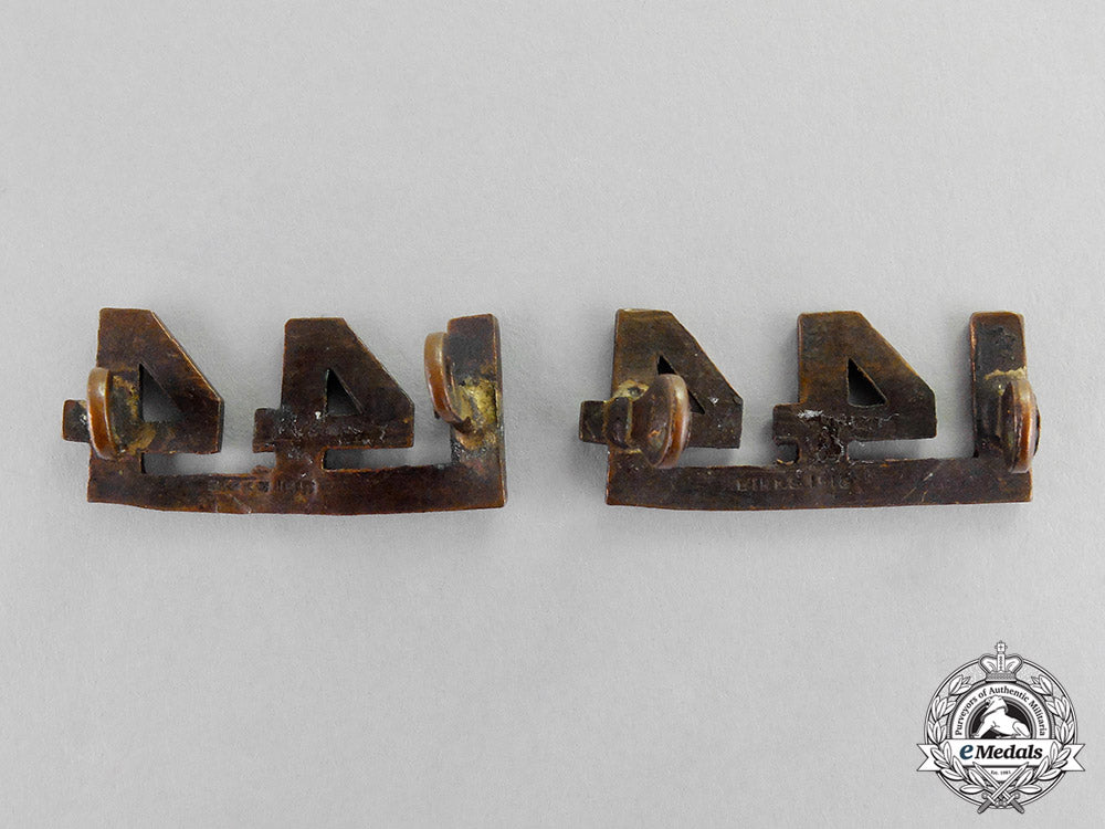canada._a_set_of144_th_infantry_battalion"_winnipeg_rifles"_collar_tabs_c17-8816