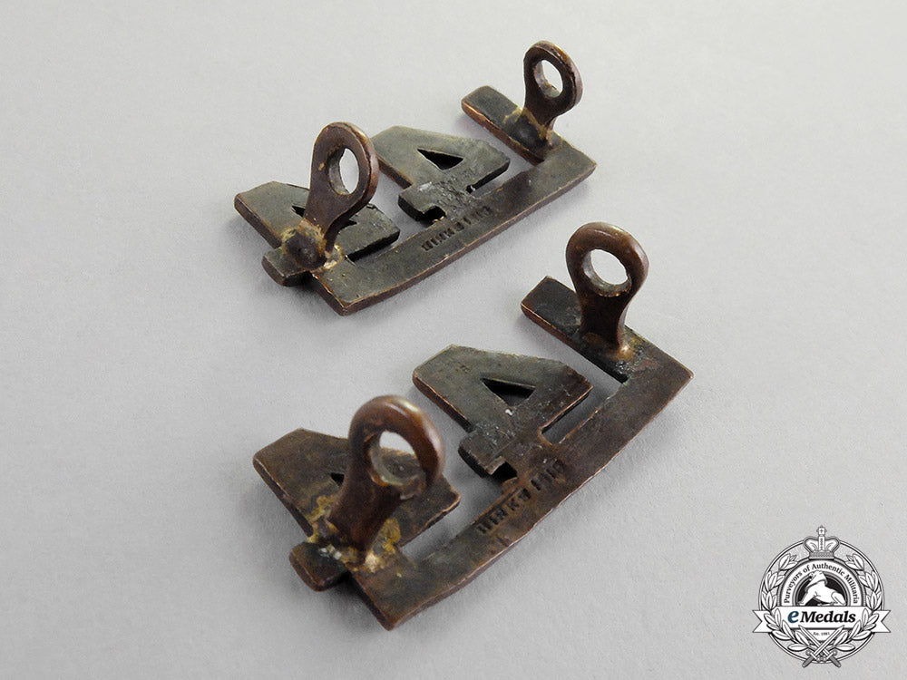 canada._a_set_of144_th_infantry_battalion"_winnipeg_rifles"_collar_tabs_c17-8817