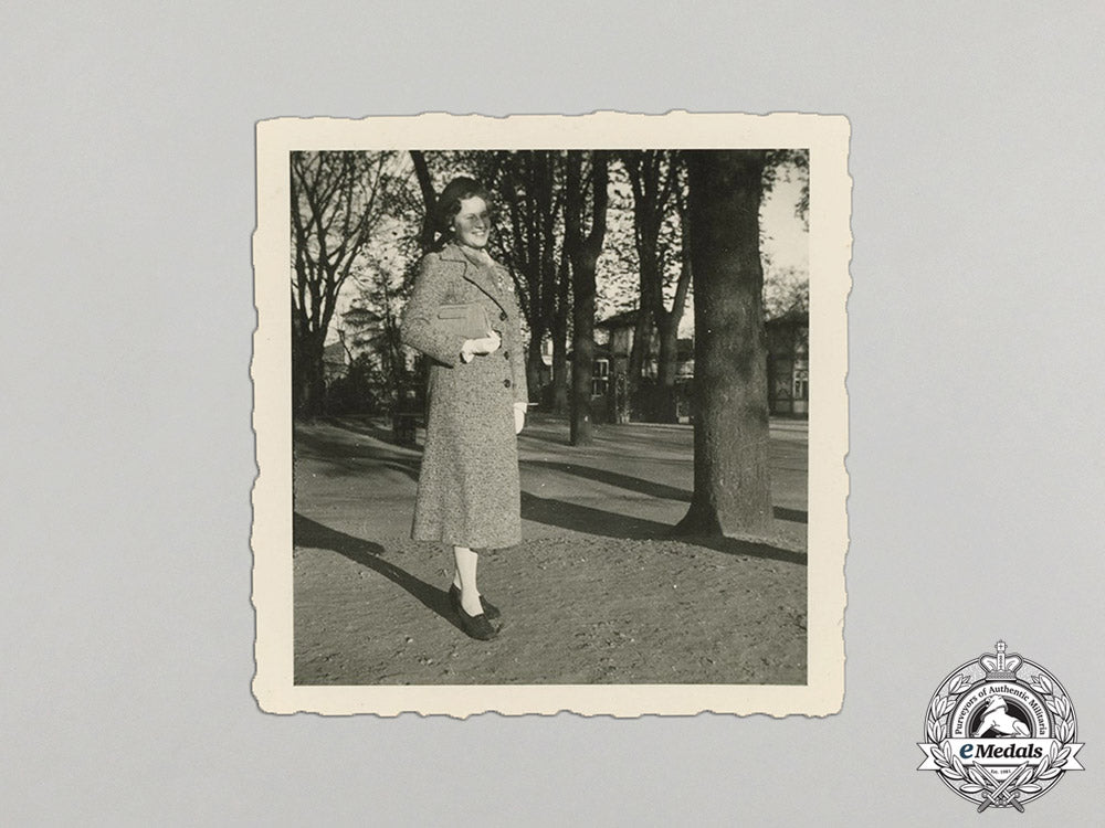 germany.7_photos_of_women_of_ns-_frauenschaft_c17-8896