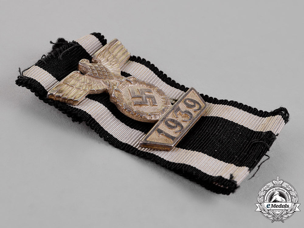 germany._a_clasp_to_the_iron_cross1939_second_class_c18-014306