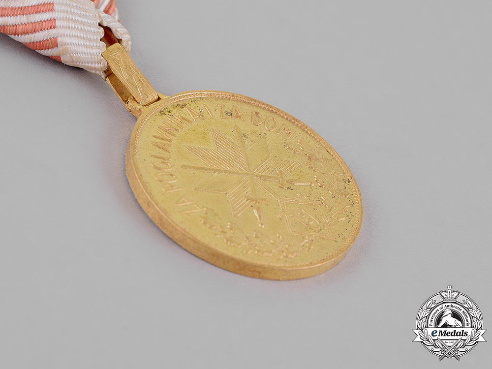 croatia._a_wound_medal,_gold_grade,_c.1943_c18-015120