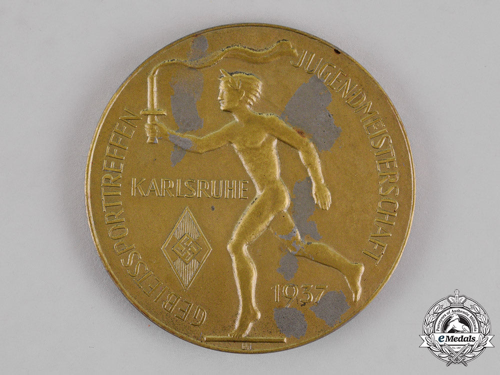 germany._an_hj_youth_championships_in_karlsruhe_first_place_in_water_polo_table_medal_c18-015727