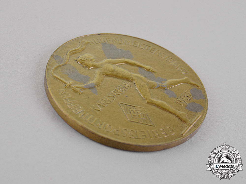 germany._an_hj_youth_championships_in_karlsruhe_first_place_in_water_polo_table_medal_c18-015729