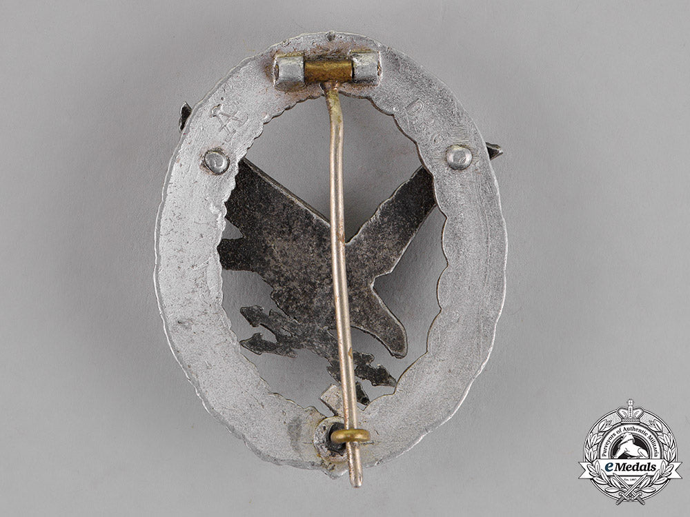 germany._a_scarce_aluminum_version_of_a_luftwaffe_radio_operator&_air_gunner_badge_by_assmann&_söhne_c18-015992