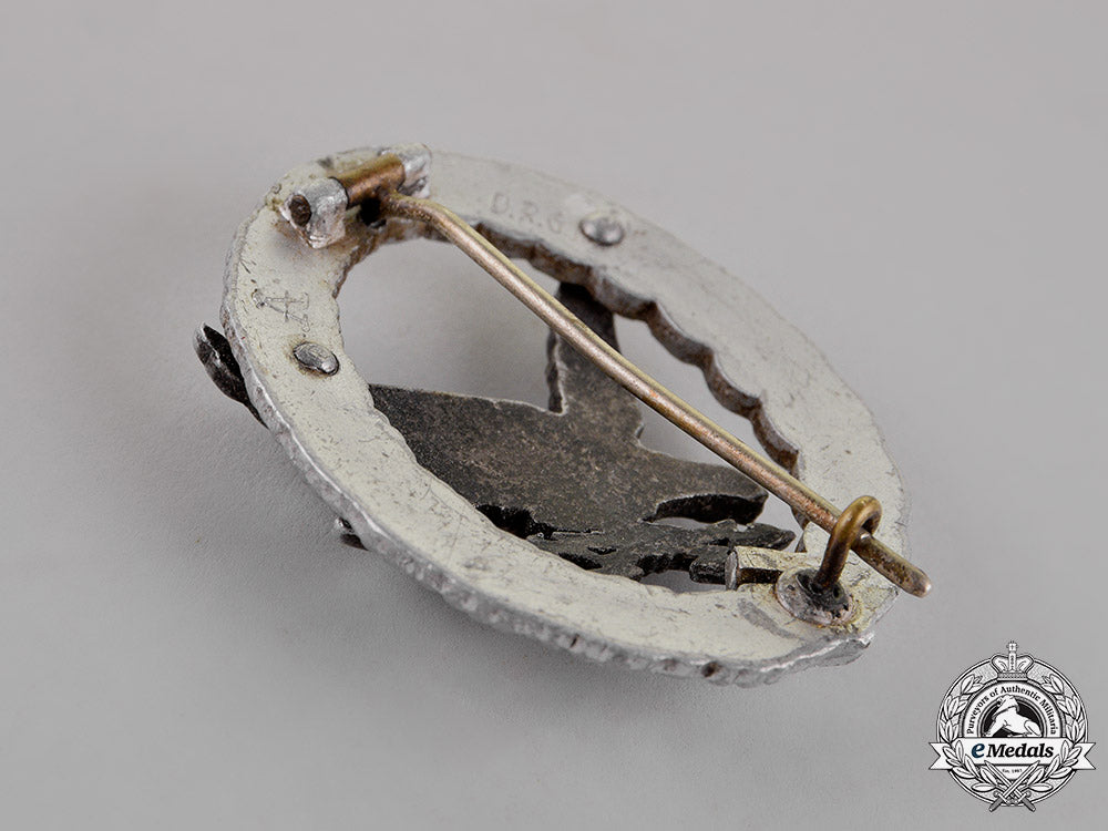 germany._a_scarce_aluminum_version_of_a_luftwaffe_radio_operator&_air_gunner_badge_by_assmann&_söhne_c18-015993