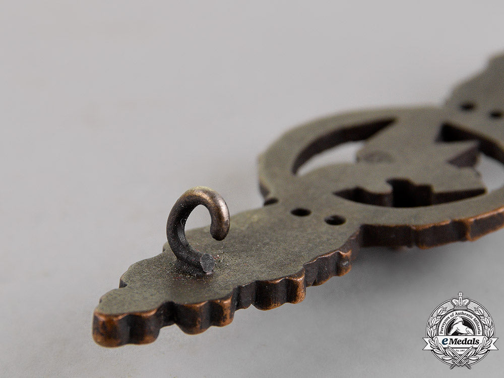 germany._a_luftwaffe_front_flying_clasp_for_transport_pilots,_bronze_grade_c18-016029