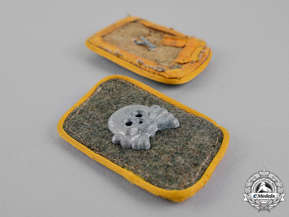 germany._a_rare_set_of_hermann_goering_division_panzer_reconnaissance_collar_tabs_c18-016970
