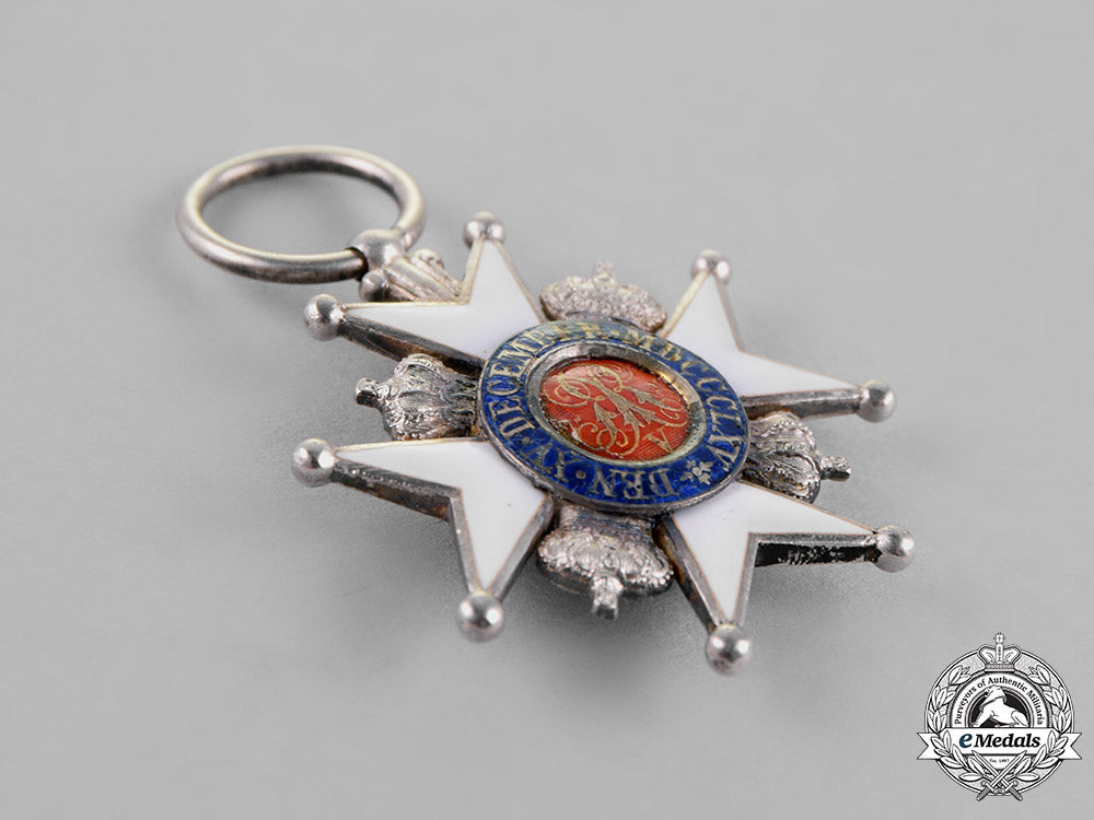 hannover,_kingdom._an_ernst_august_order,2_nd_class_knight,_c.1870_c18-017871_1_1