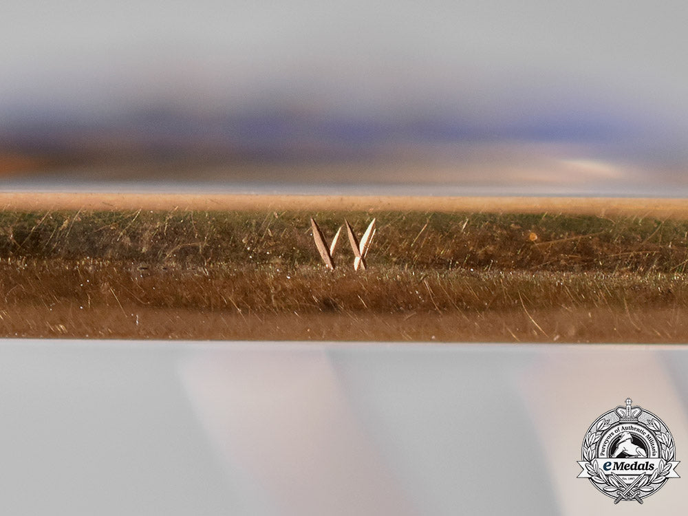 prussia,_state._an_order_of_the_crown_in_gold,_commander's_cross,_by_wagner,_c.1910_c18-019117