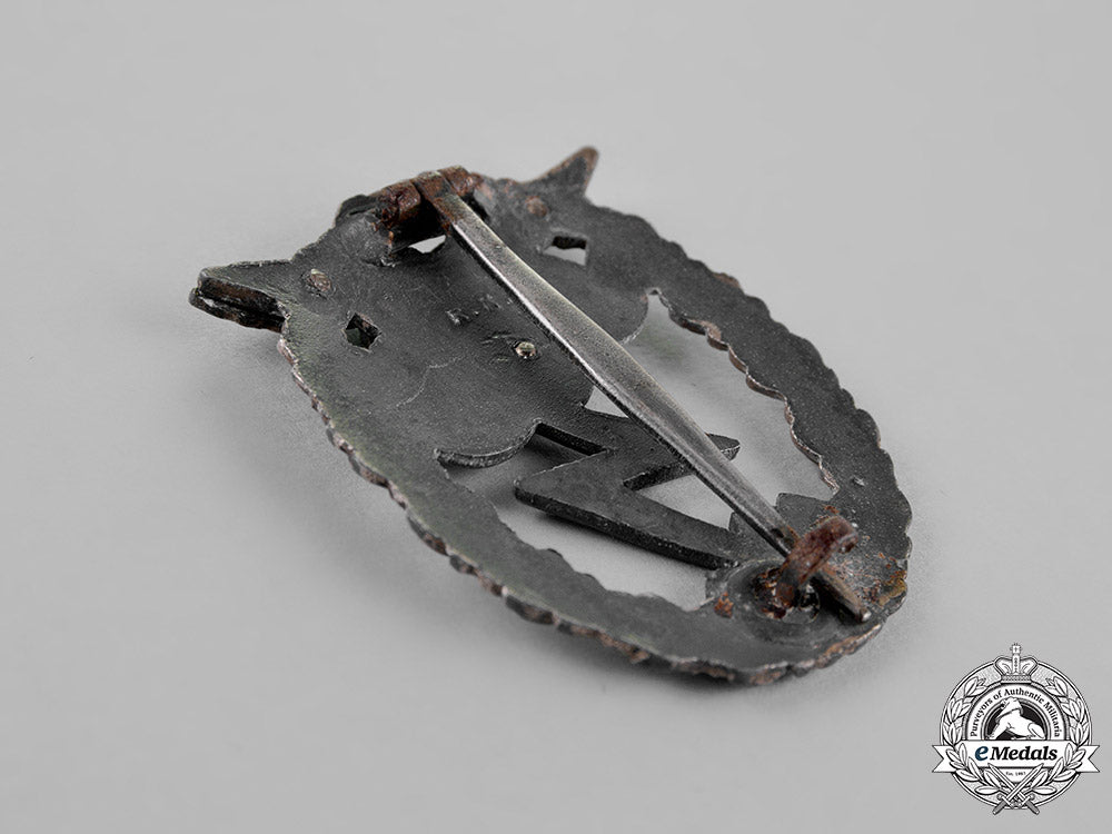 germany,_luftwaffe._a_ground_assault_badge,_by_rudolf_karneth_of_gablonz_c18-019364