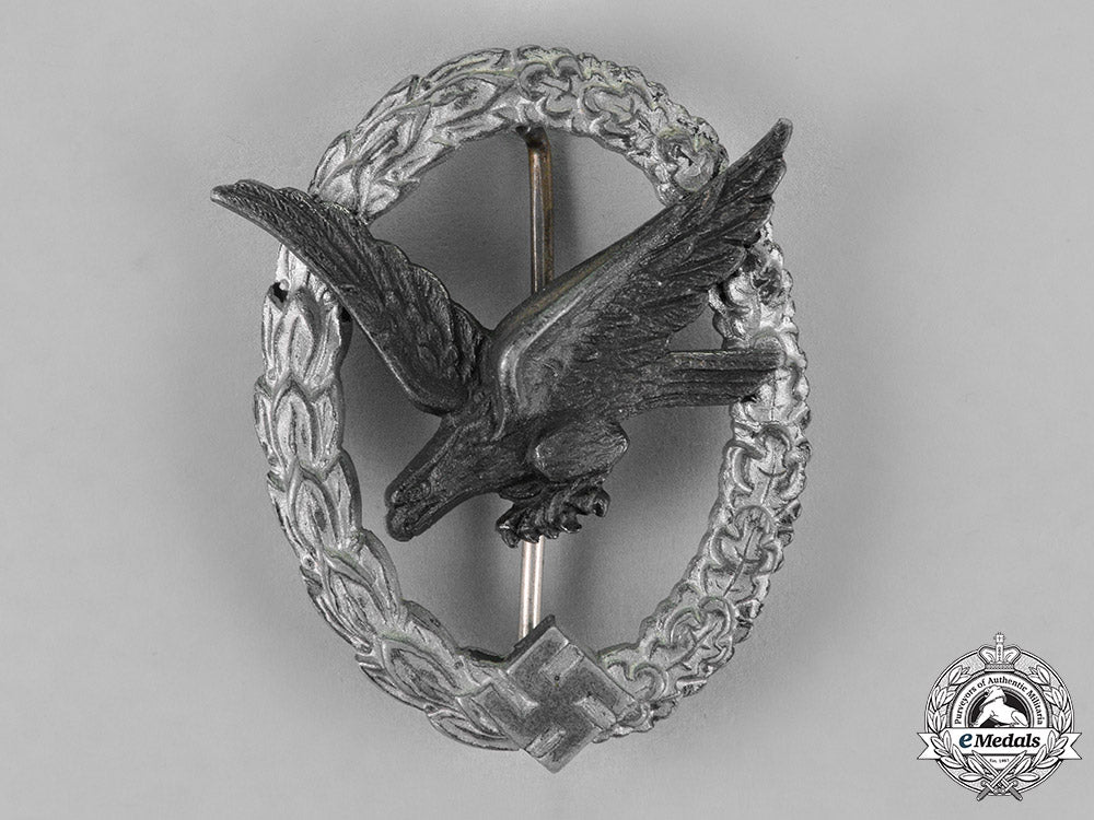 germany,_luftwaffe._an_air_gunner_badge(_without_lightning_bolts),_by_wilhelm_deumer_c18-019897