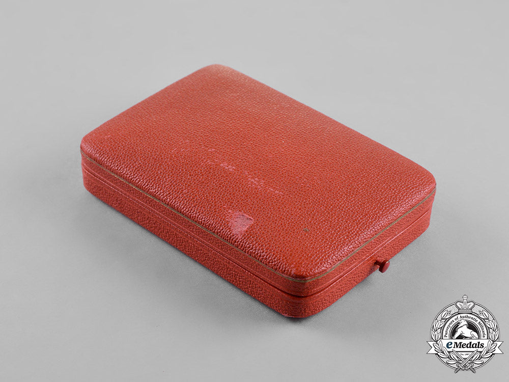 germany._a_widow’s_honour_cross_in_its_original_presentation_case_c18-020365