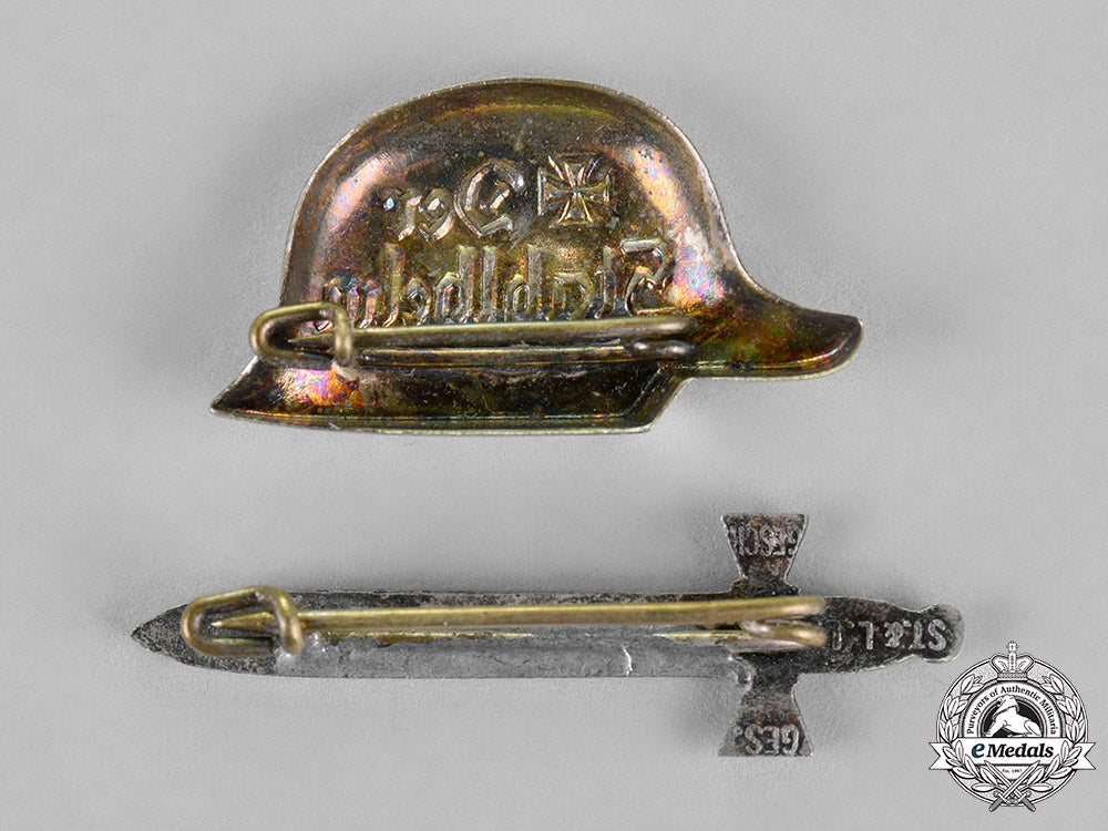 germany,_der_stahlhelm._a_grouping_of_two_stahlhelm_veteran’s_association_pins_c18-020511