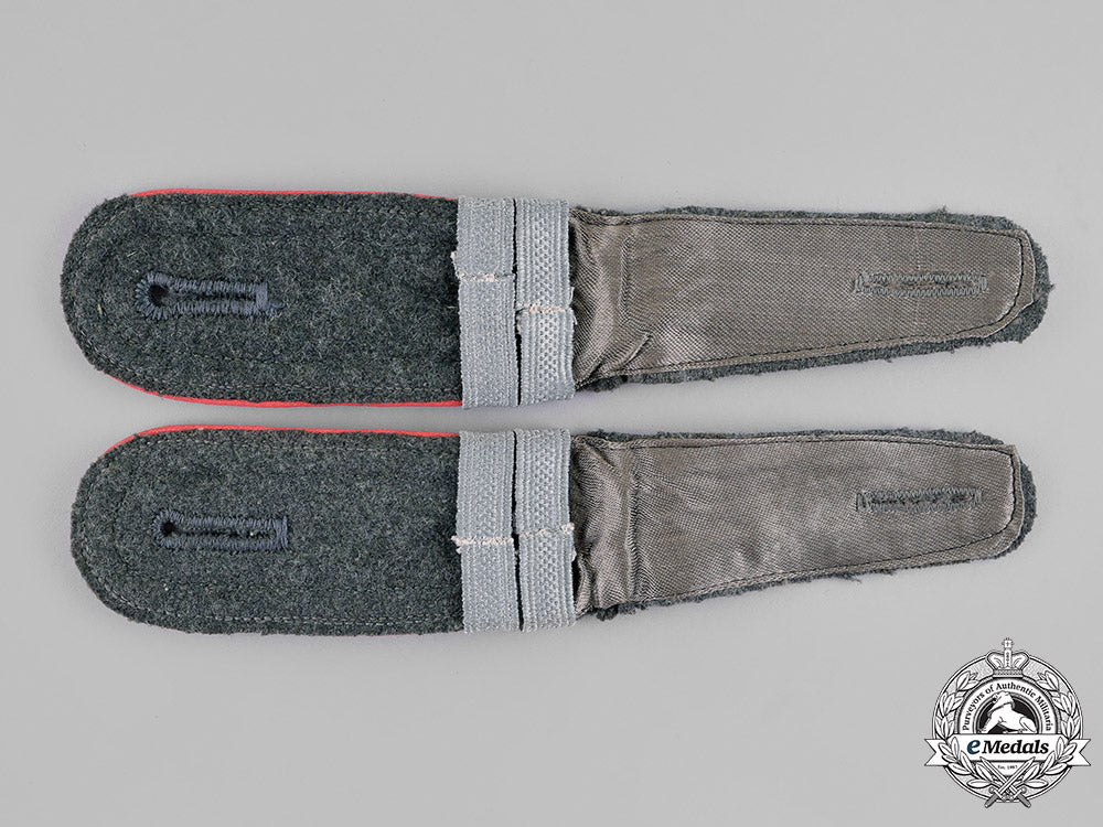 germany,_heer._a_panzer_nco_officer_candidate_pair_of_shoulder_straps_c18-021978