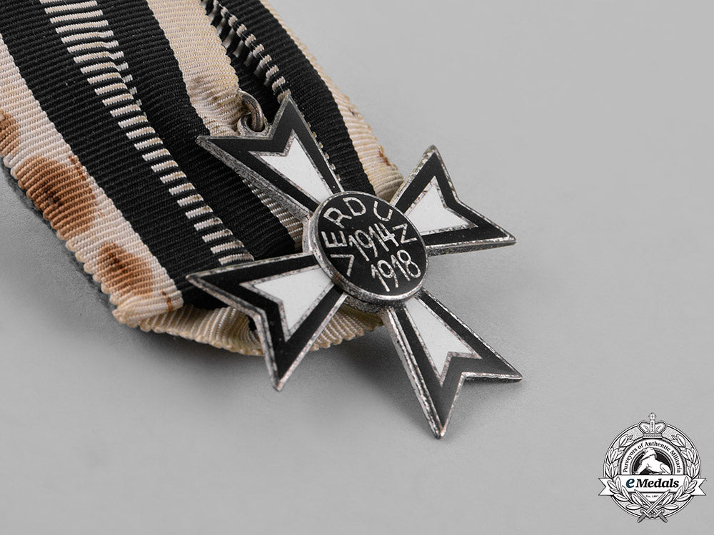 germany,_weimar._an_imperial_german_battle_of_verdun_commemorative_cross,_mounted_c18-022020