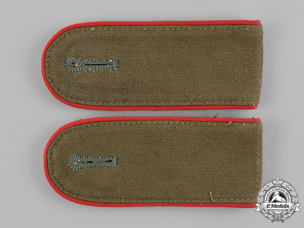 germany,_dak._a_set_of_tropical_enlisted_artillery_shoulder_straps_c18-022104