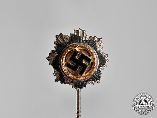 germany._a_german_cross_in_gold,_miniature_stick_pin_by“_börger&_co”_c18-022121