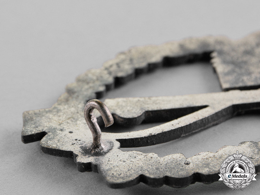 germany,_heer._a_bronze_grade_infantry_assault_badge_c18-022169