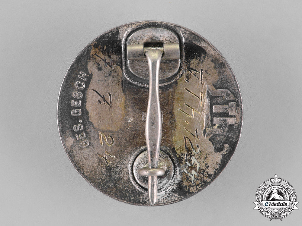 germany._a1924“_der_stahlhelm”_veteran’s_association_membership_badge_c18-022207
