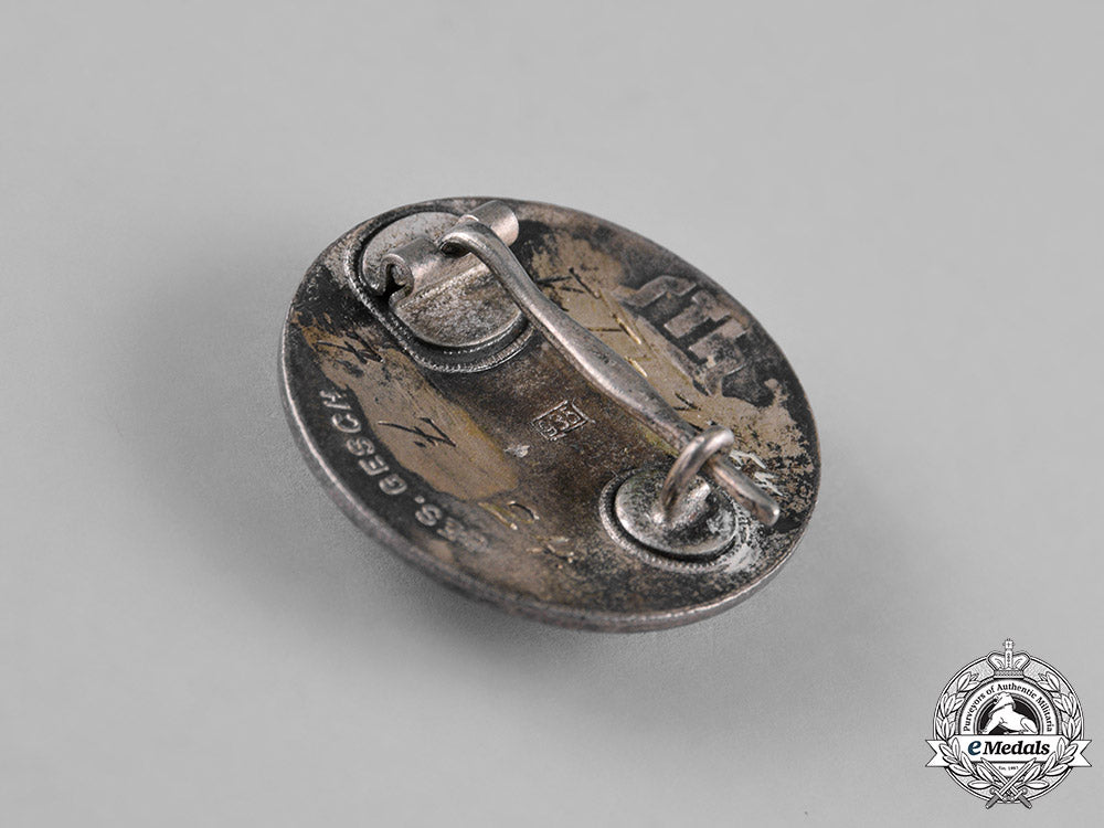 germany._a1924“_der_stahlhelm”_veteran’s_association_membership_badge_c18-022209