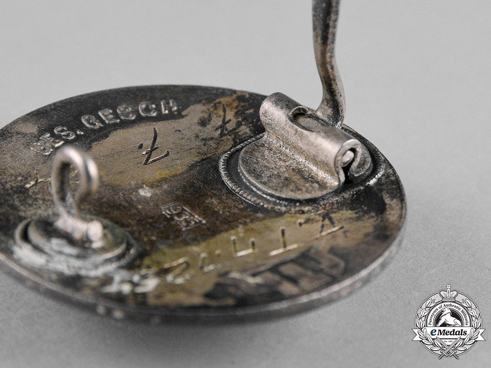 germany._a1924“_der_stahlhelm”_veteran’s_association_membership_badge_c18-022211