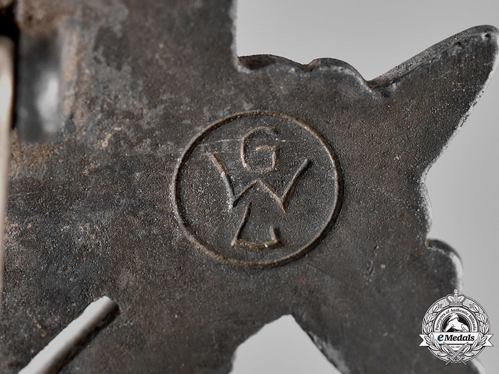 germany,_wehrmacht._an_infantry_assault_badge,_silver_grade_c18-022657