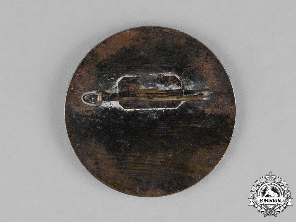 germany._a1934_a_national_nsdap_party_day_badge_c18-022872