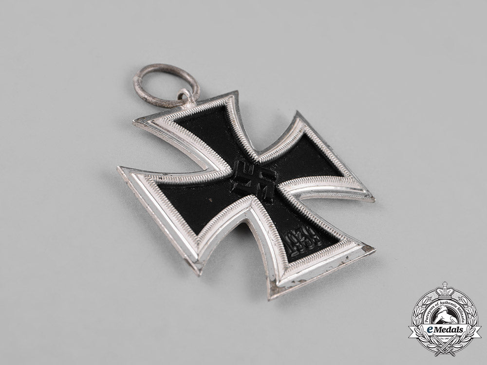 germany._an_iron_cross1939_second_class_c18-022896_1