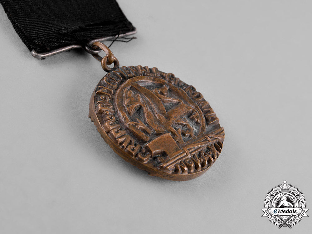 italy,_kingdom._a_fascist_giordana_general_ward_group_medal_c18-023097_1_1