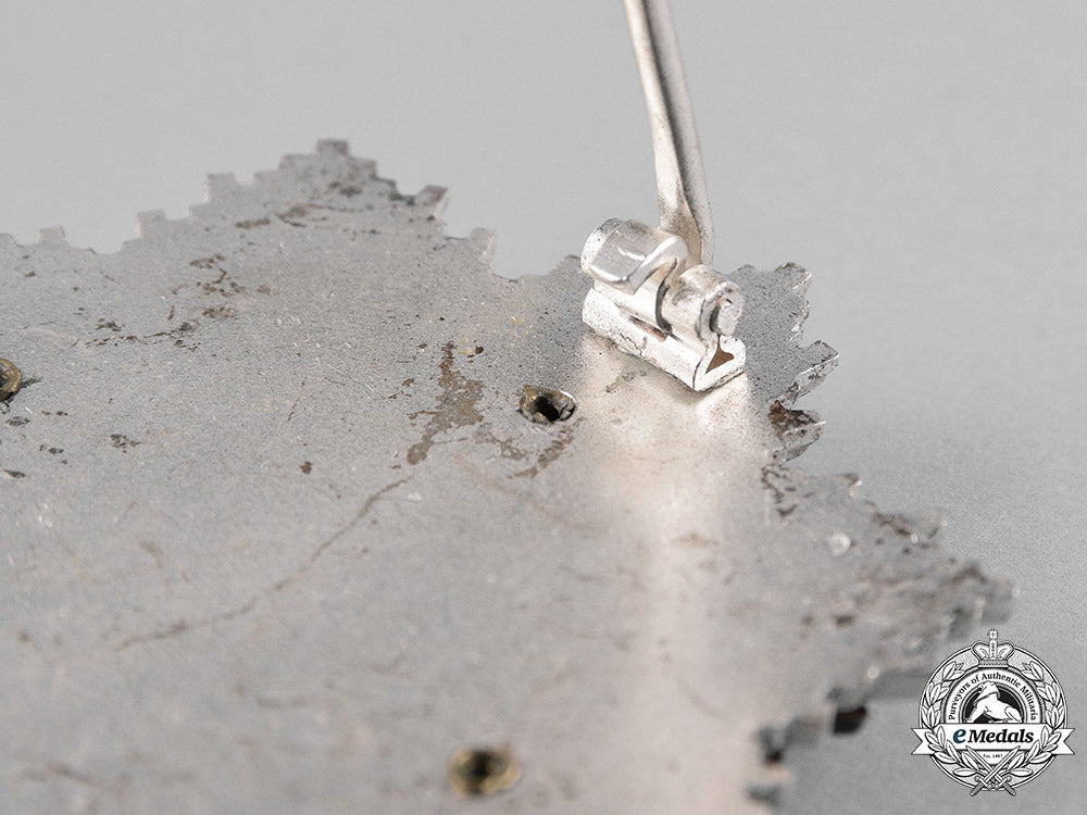 germany,_republic._a_german_cross_in_silver,1957_version_c18-023183