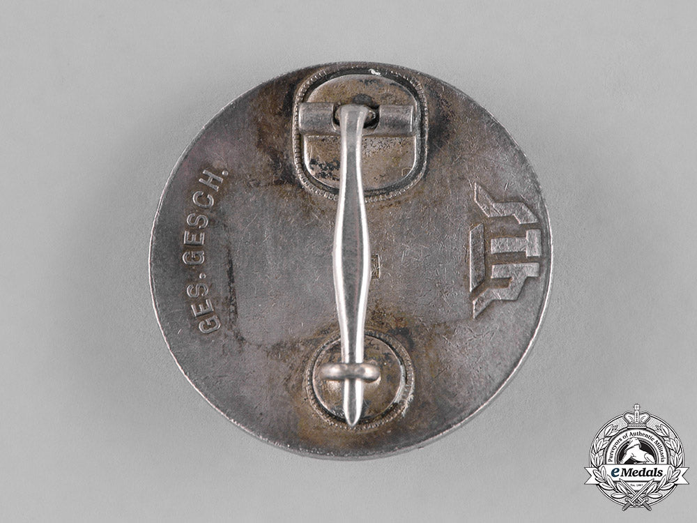 germany,_weimar_republic._a1929“_der_stahlhelm”_badge;_silver_c18-023216
