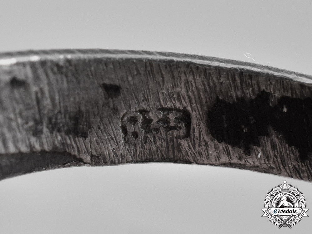 germany,_luftwaffe._a_silver_ring_c.1940_c18-023231