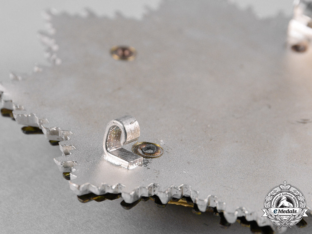 germany,_federal_republic._a_german_cross_in_gold,1957_version_c18-024388