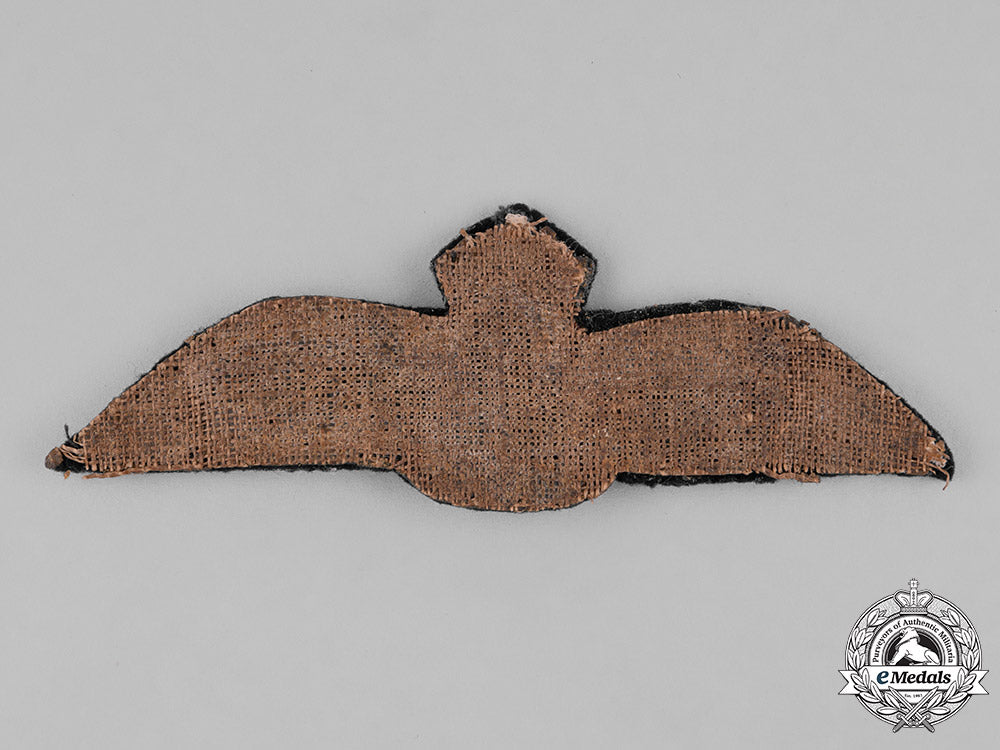 canada._a_royal_canadian_air_force(_rcaf)_pilot_wings_c.1941_c18-024440