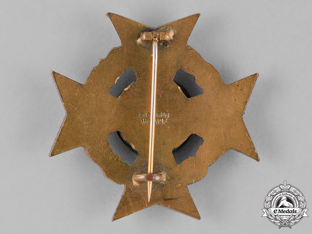 germany,_weimar_republic._a_grouping_of_two_veteran’s_association_long_membership_crosses_c18-024581