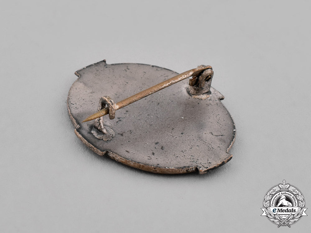 austria,_empire._five_austro-_hungarian_patriotic_pins_and_badges_c18-025261_1