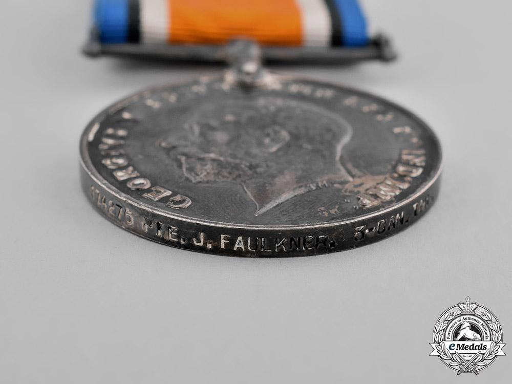 canada._a_first_war_pair,3_rd_infantry_battalion,_wounded_in_action1918_c18-025785