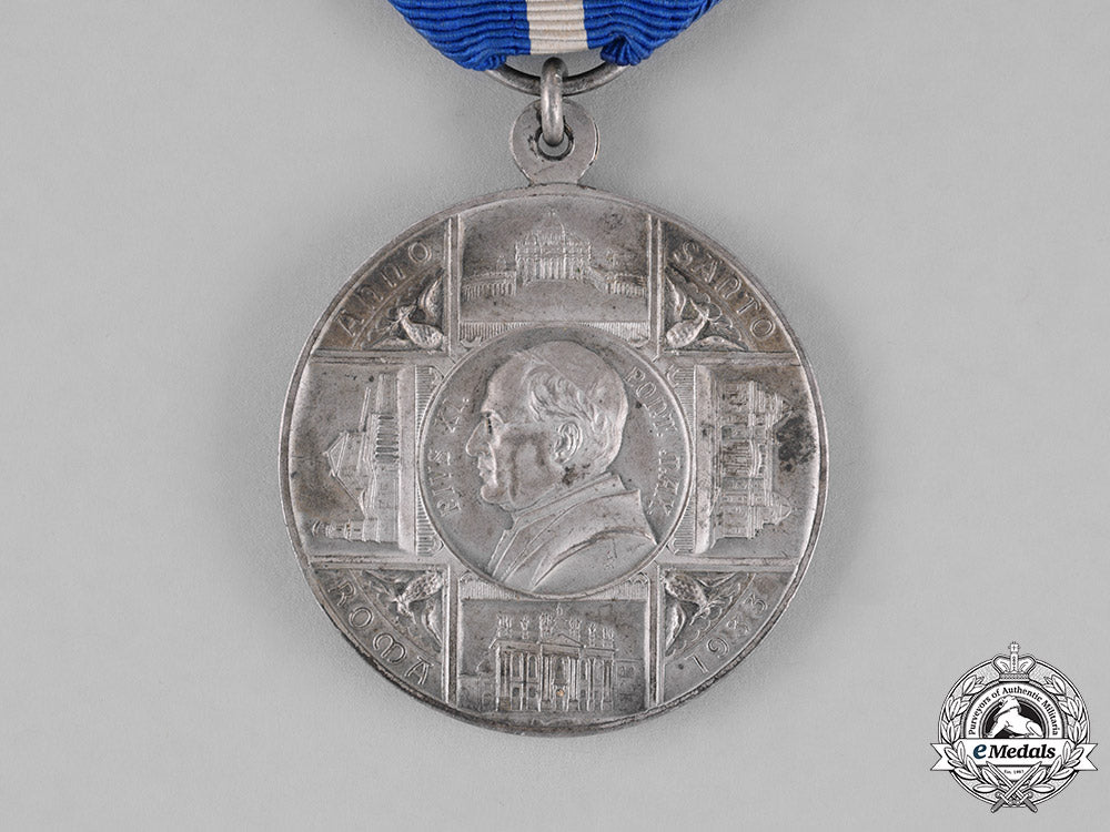 vatican._a_pope_pius_xi_commemorative_religious_medal1933_c18-025844