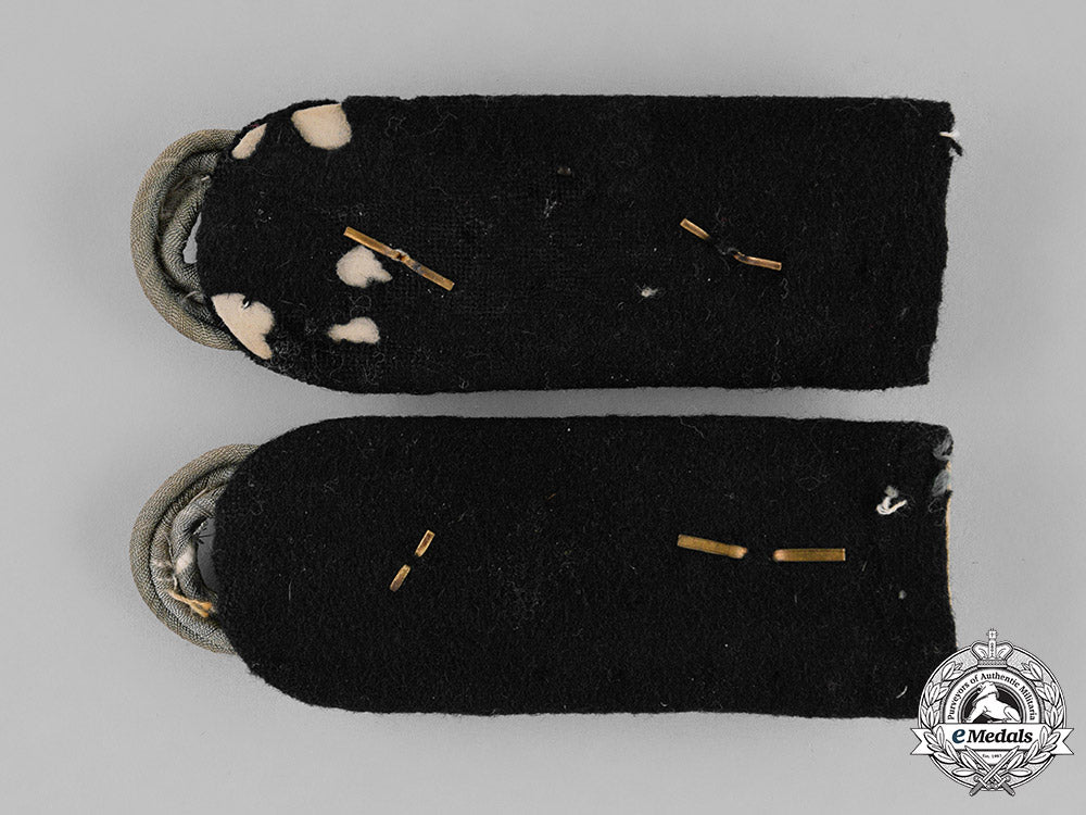 germany,_heer._a_pair_of_army/_heer_oberst's_shoulder_boards,_pioniere(_engineers)_c18-027280