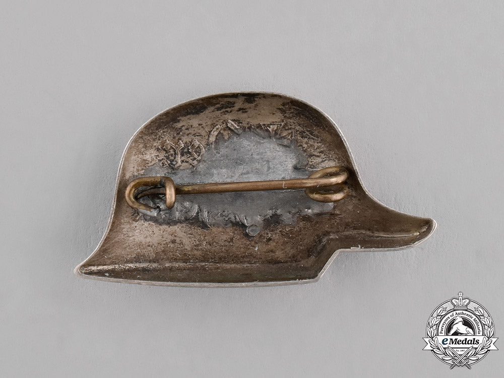 germany,_weimar._a_stahlhelm_membership_badge_c18-027547