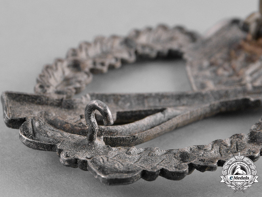 germany,_heer._a_wehrmacht_heer(_army)_infantry_assault_badge,_silver_grade,_c.1943_c18-028014