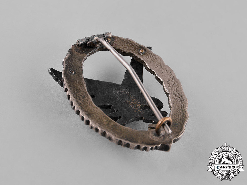 germany,_luftwaffe._a_luftwaffe_radio_operator&_air_gunner_badge,_by_c._e._juncker_c18-028164