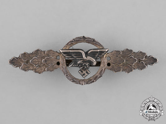 germany._a_luftwaffe_front_flying_clasp_for_transport_pilots,_silver_grade_c18-028180